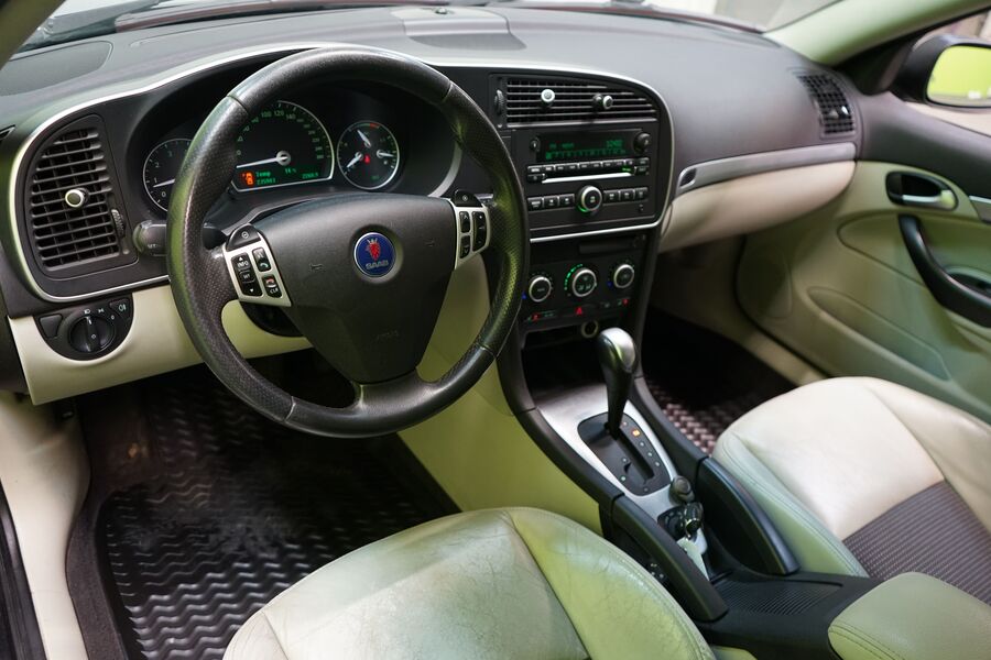 Saab 9-3 vaihtoauto