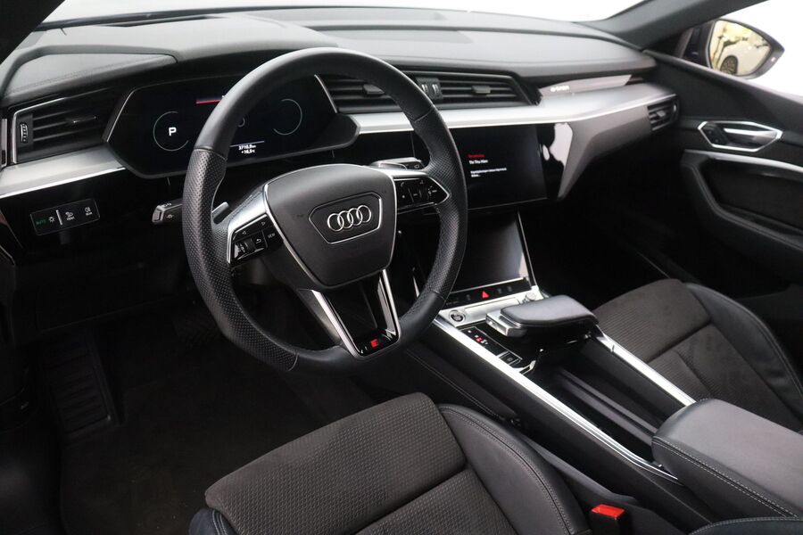 Audi e-tron vaihtoauto