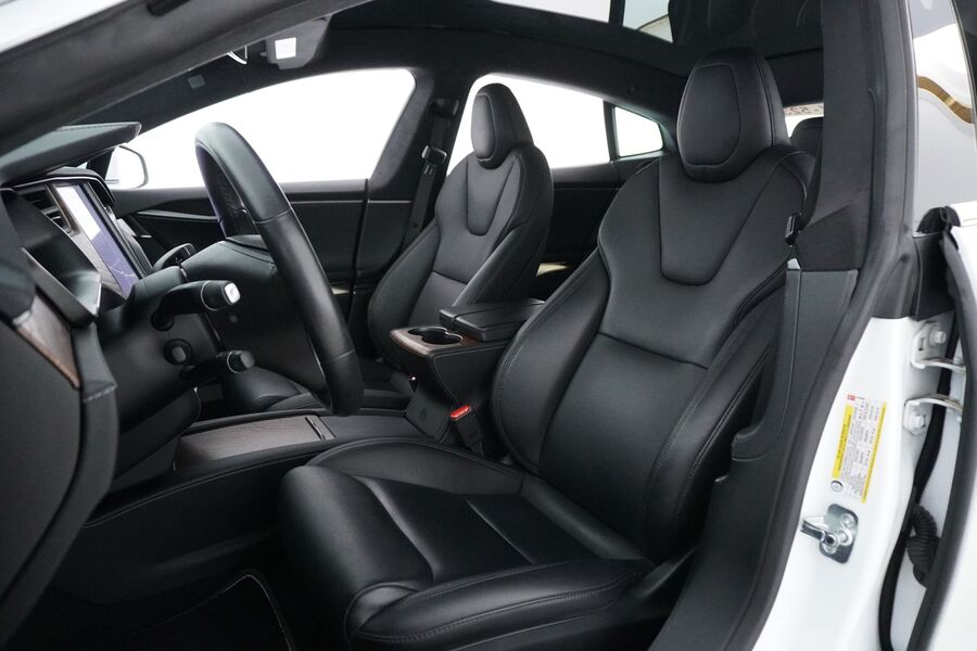 Tesla Model S vaihtoauto