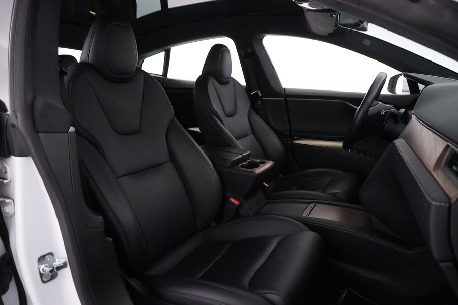 Tesla Model S vaihtoauto