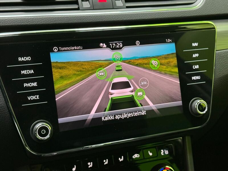 Skoda Superb vaihtoauto