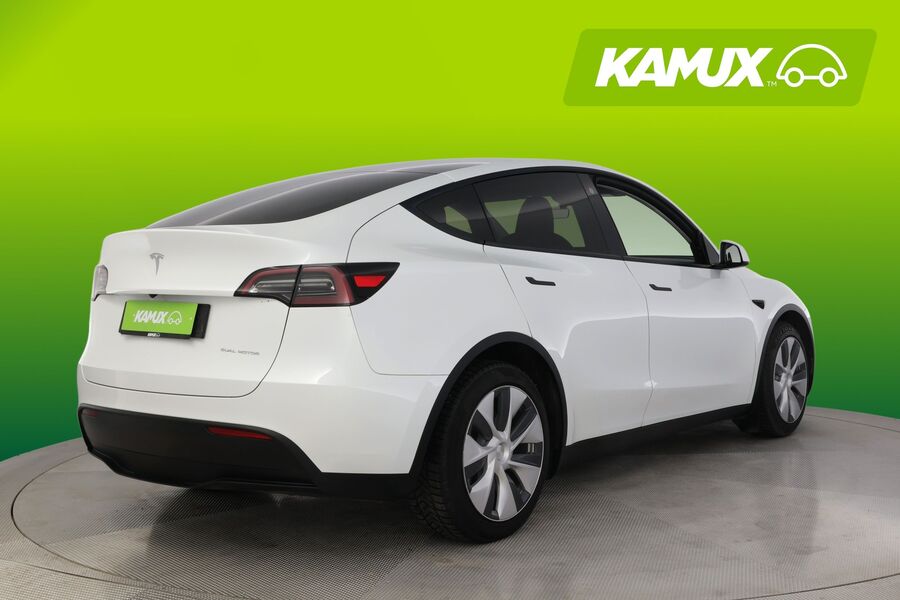 Tesla Model Y vaihtoauto