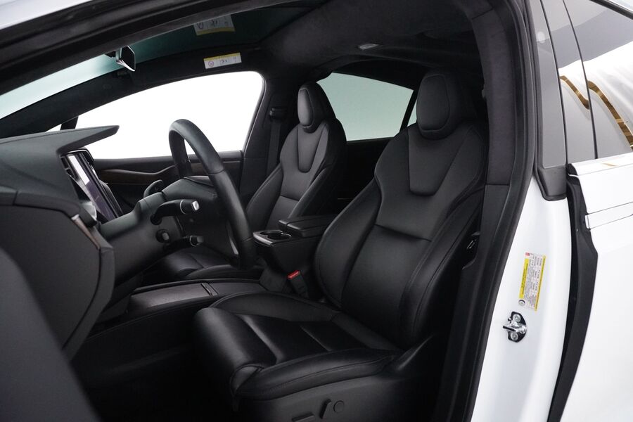 Tesla Model X vaihtoauto