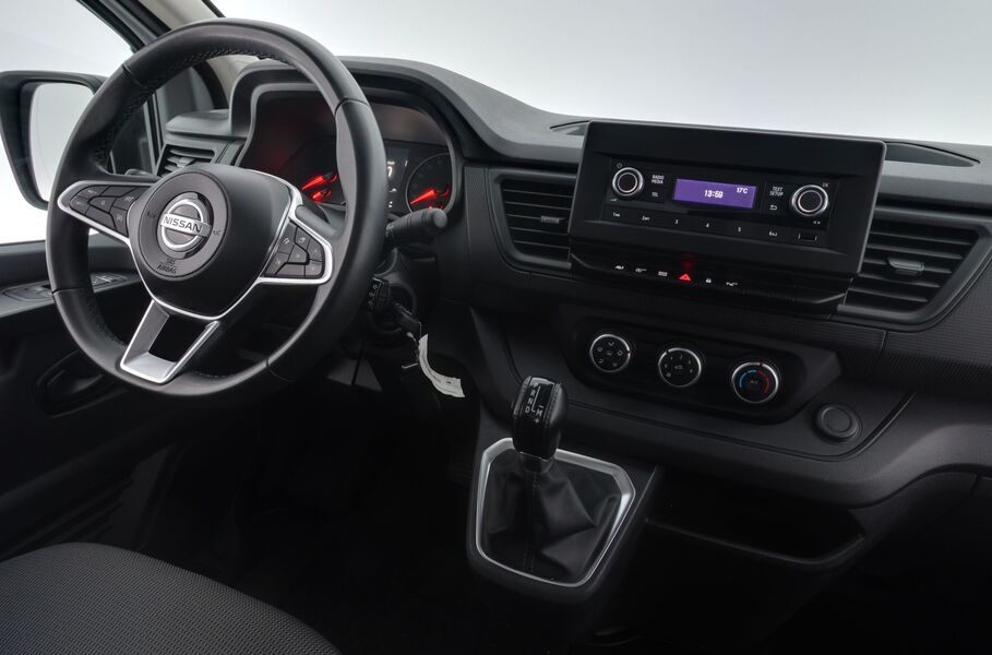 Nissan Primastar vaihtoauto