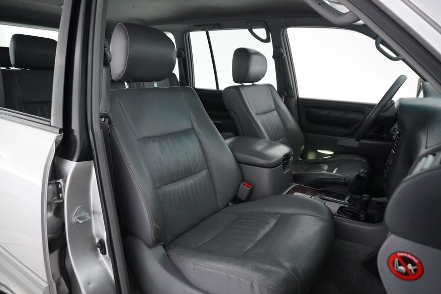 Toyota Land Cruiser vaihtoauto