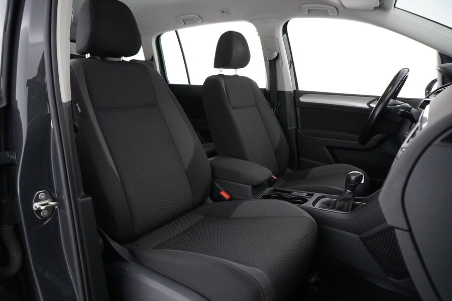 Volkswagen Touran vaihtoauto