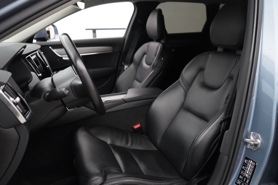 Volvo V90 Cross Country vaihtoauto