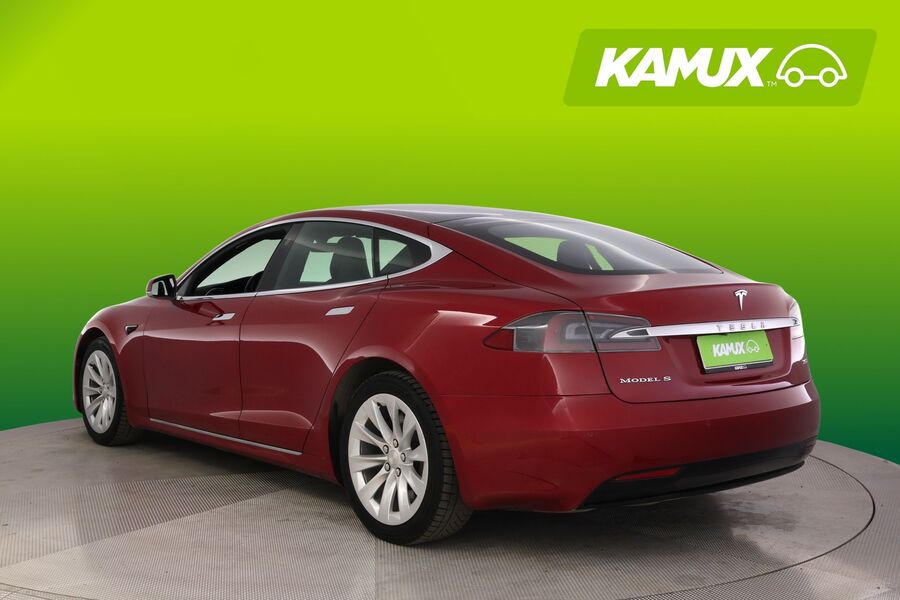 Tesla Model S vaihtoauto