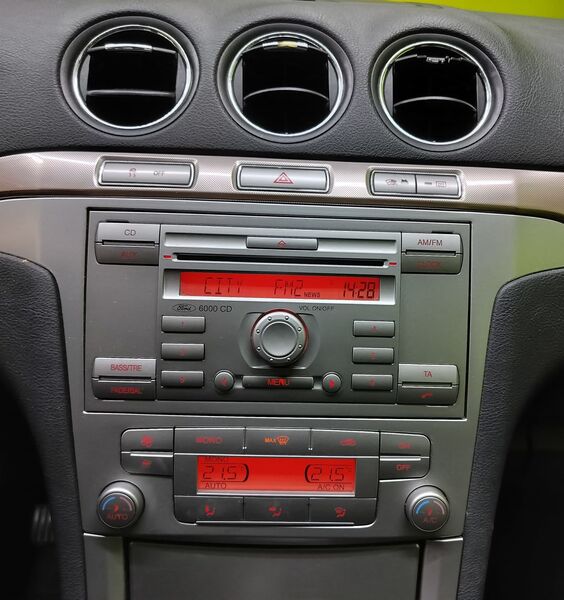 Ford S-MAX vaihtoauto