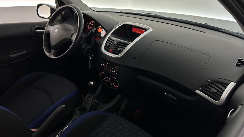 Peugeot 206 + vaihtoauto