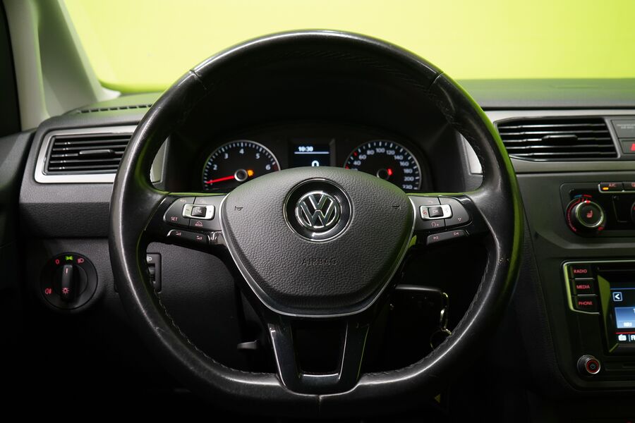 Volkswagen Caddy Maxi vaihtoauto