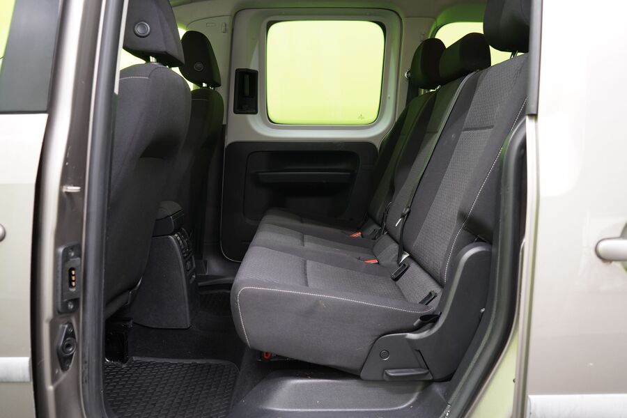 Volkswagen Caddy Maxi vaihtoauto