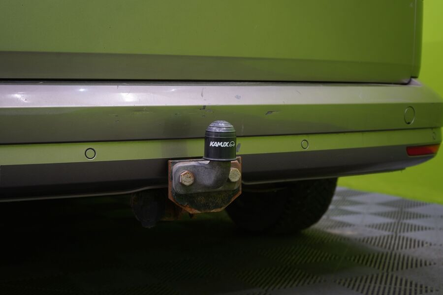 Volkswagen Caddy Maxi vaihtoauto