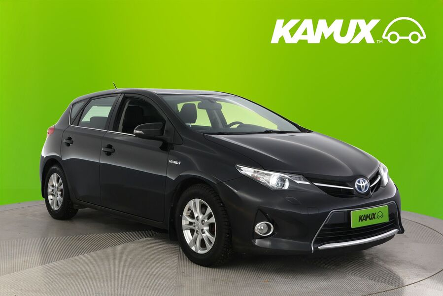 Toyota Auris vaihtoauto