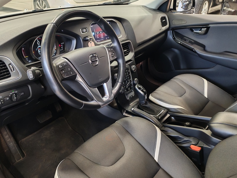 Volvo V40 vaihtoauto