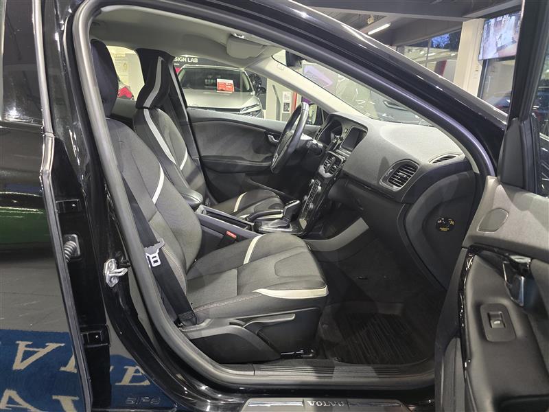 Volvo V40 vaihtoauto