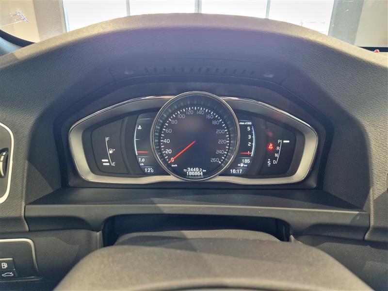 Volvo V60 vaihtoauto