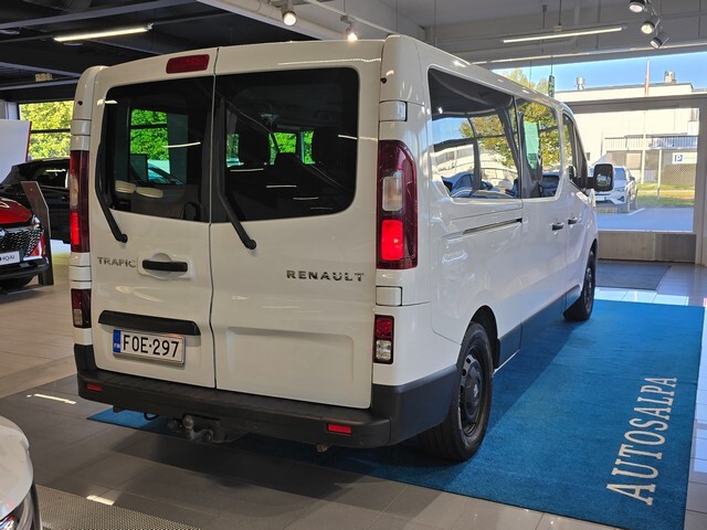 Renault Trafic Passenger vaihtoauto