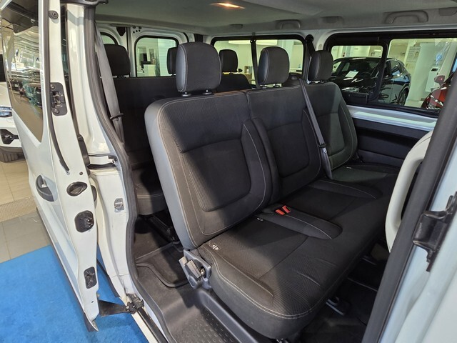Renault Trafic Passenger vaihtoauto