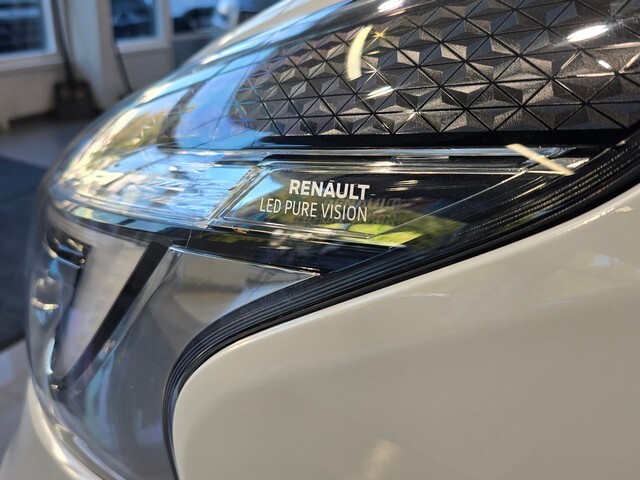 Renault Trafic Passenger vaihtoauto