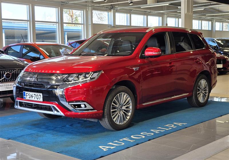 Mitsubishi Outlander PHEV vaihtoauto