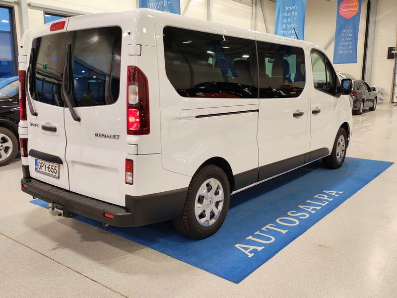 Renault Trafic Combi vaihtoauto