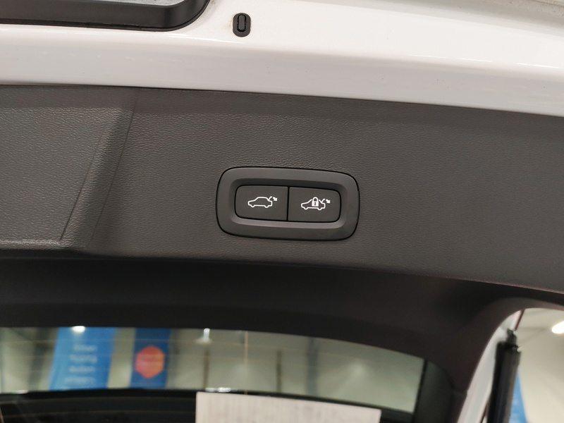 Volvo EX40 vaihtoauto