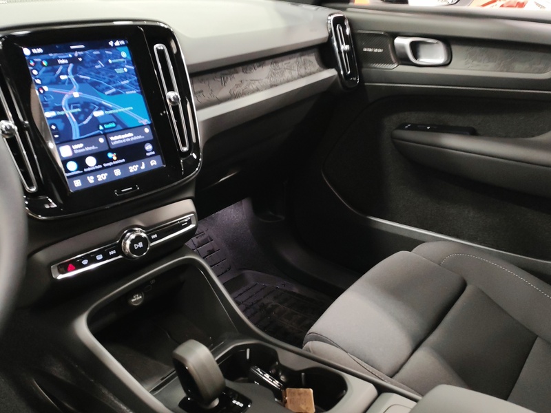 Volvo EX40 vaihtoauto