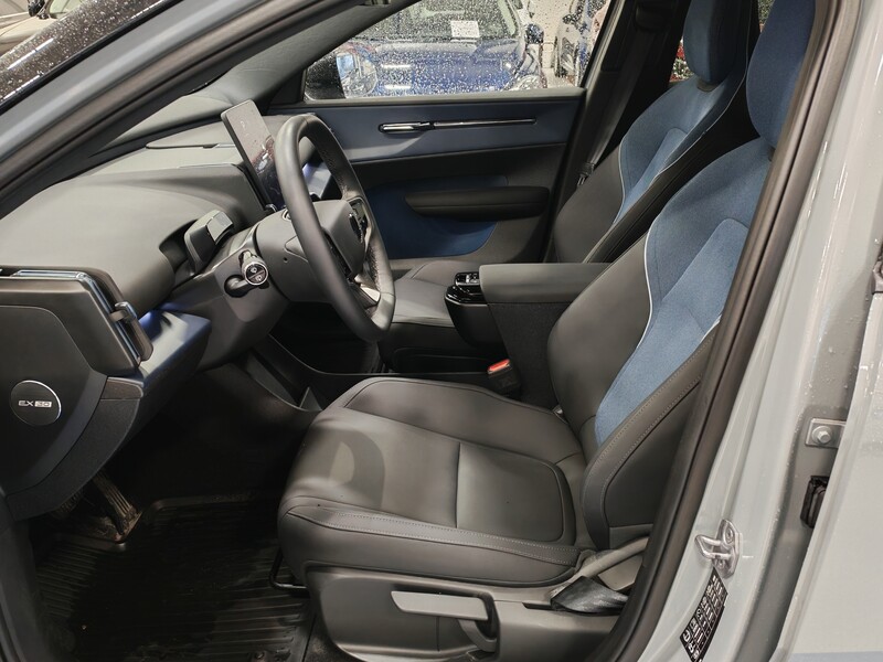 Volvo EX30 vaihtoauto