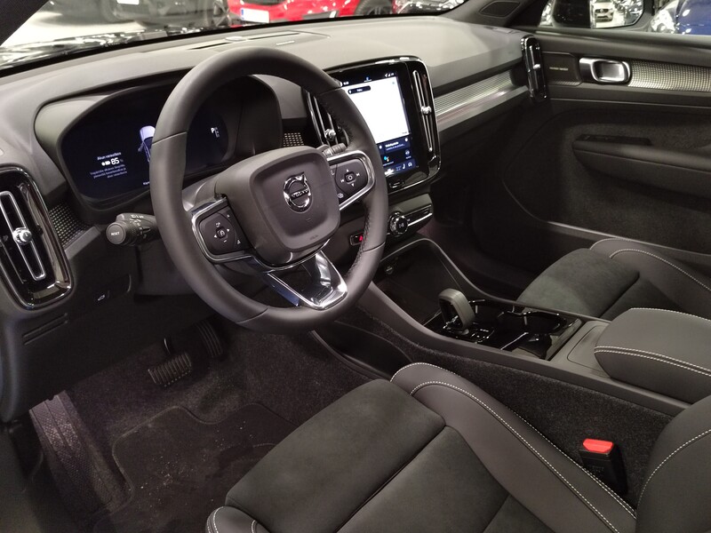 Volvo EC40 vaihtoauto