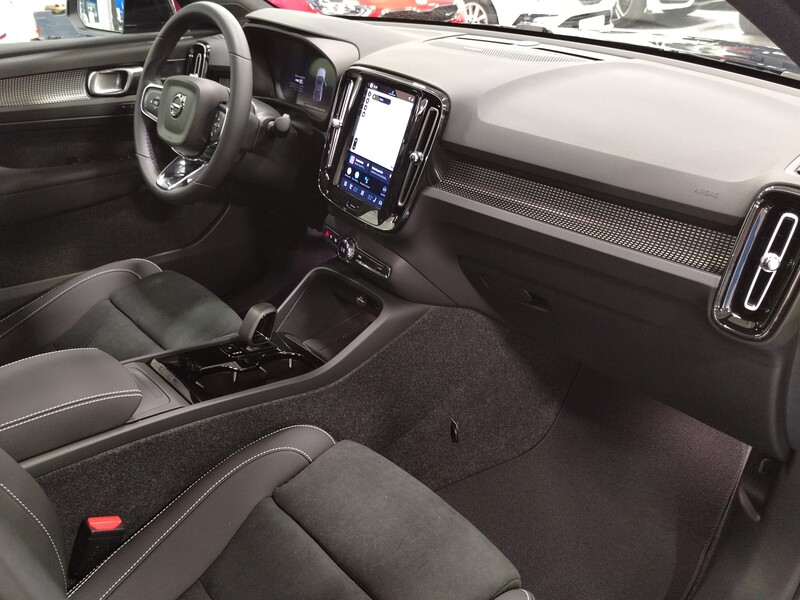 Volvo EC40 vaihtoauto