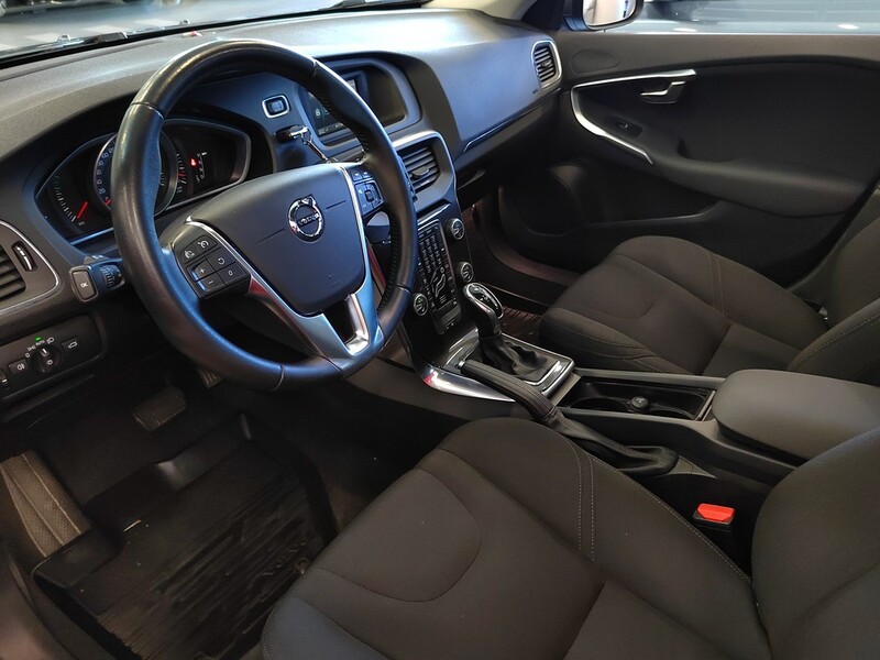 Volvo V40 vaihtoauto