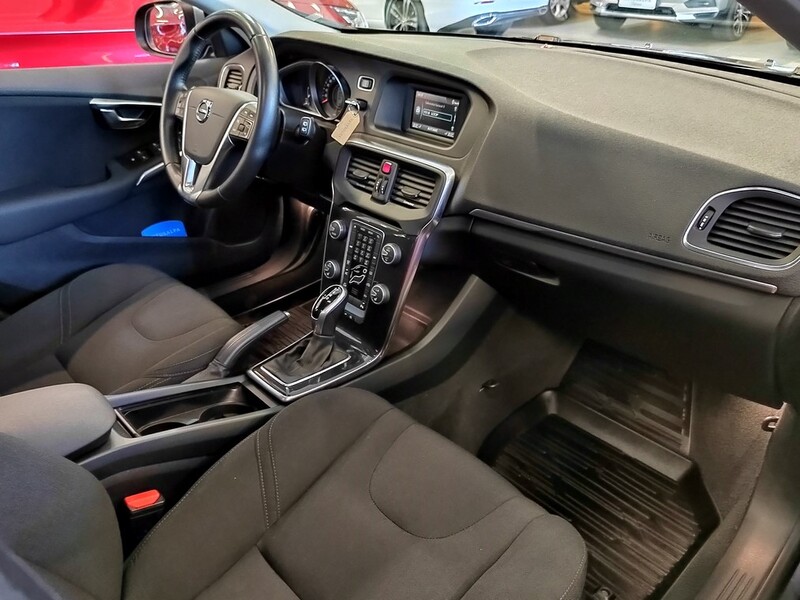 Volvo V40 vaihtoauto
