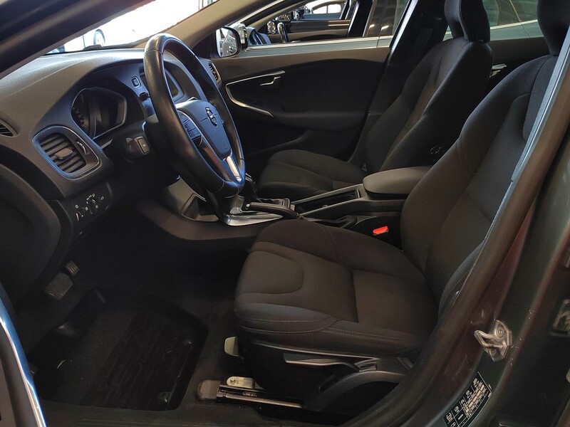 Volvo V40 vaihtoauto