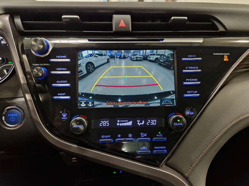 Toyota Camry vaihtoauto