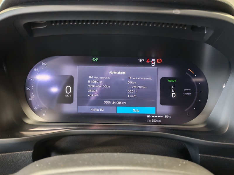 Volvo C40 vaihtoauto