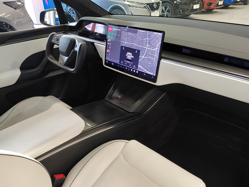 Tesla Model X vaihtoauto