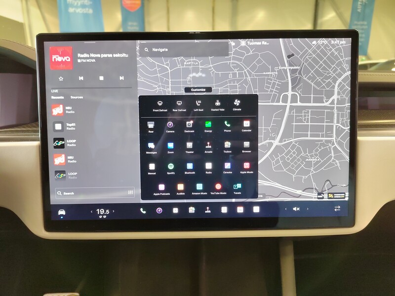 Tesla Model X vaihtoauto