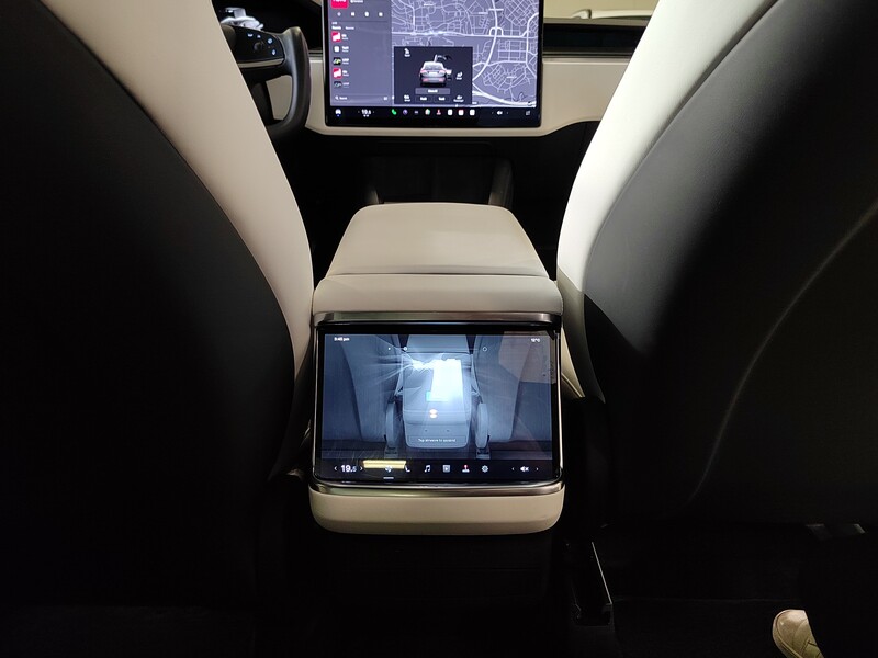 Tesla Model X vaihtoauto