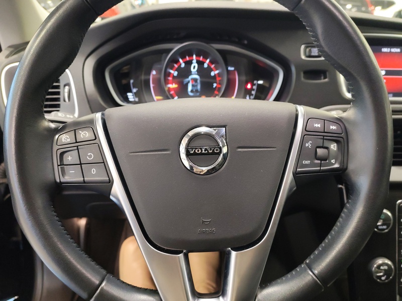 Volvo V40 vaihtoauto