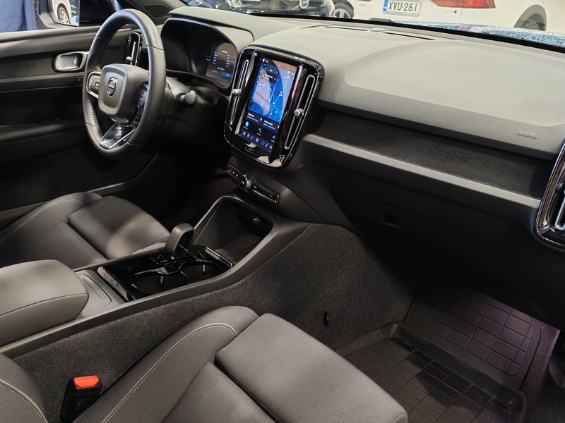 Volvo C40 vaihtoauto