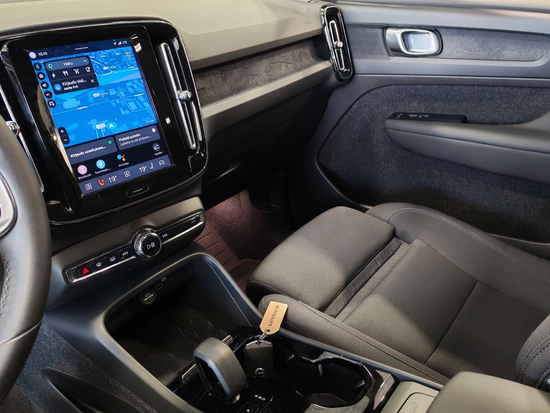 Volvo C40 vaihtoauto