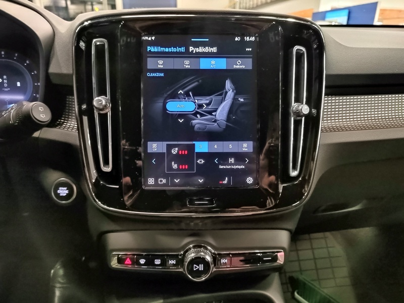 Volvo XC40 vaihtoauto