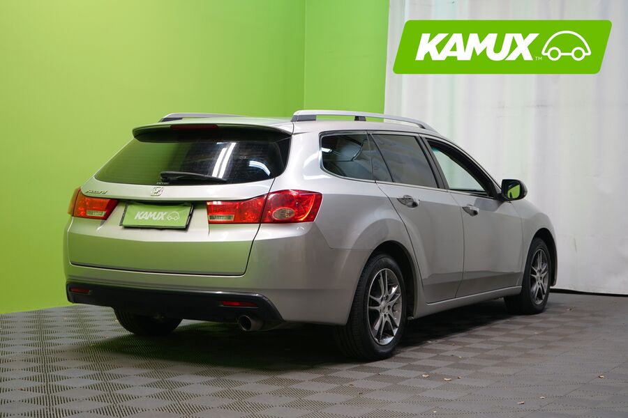 Honda Accord vaihtoauto