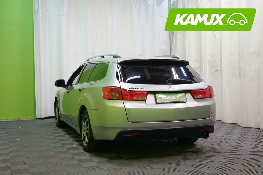 Honda Accord vaihtoauto