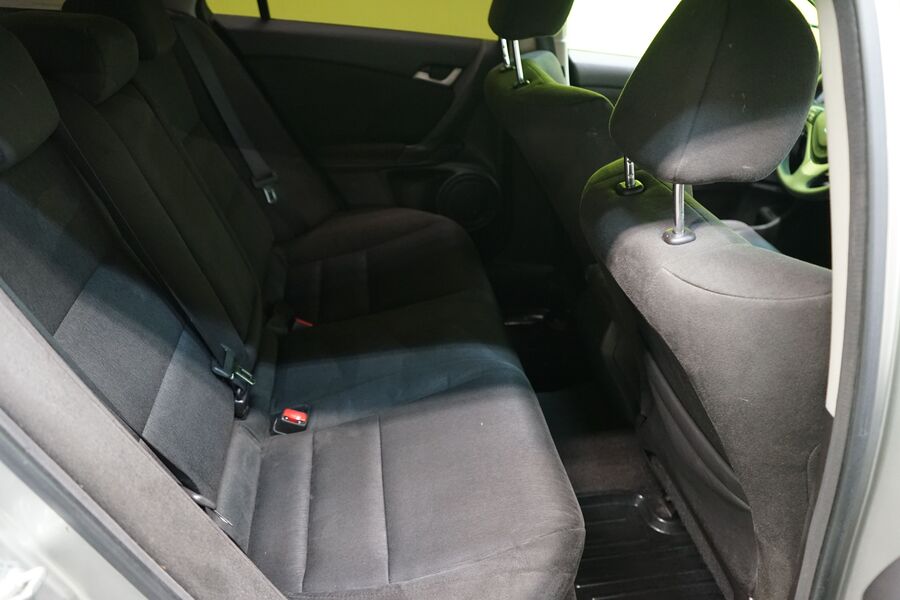 Honda Accord vaihtoauto