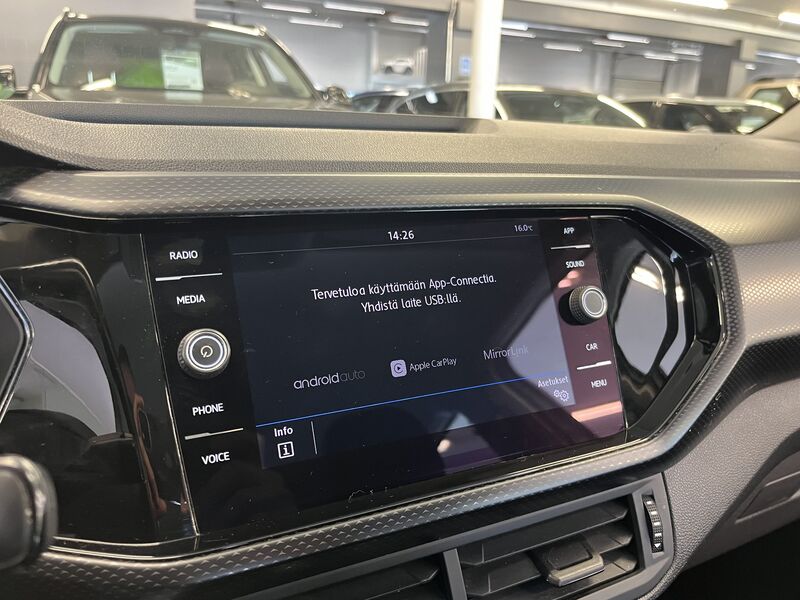 Volkswagen T-Cross vaihtoauto