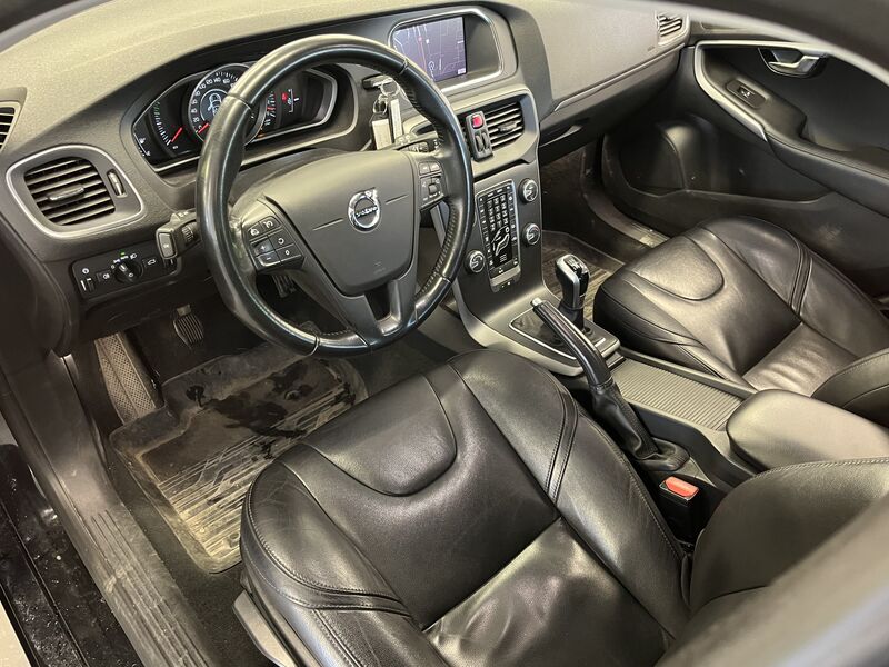 Volvo V40 vaihtoauto