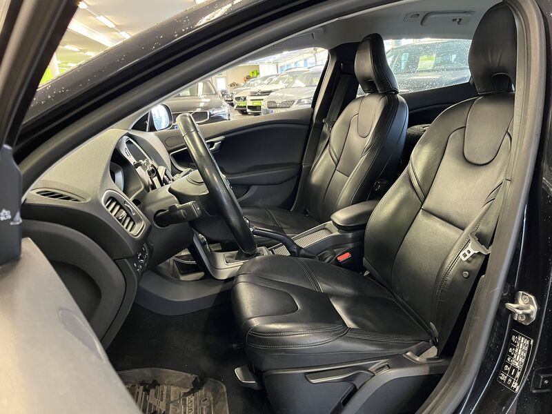 Volvo V40 vaihtoauto