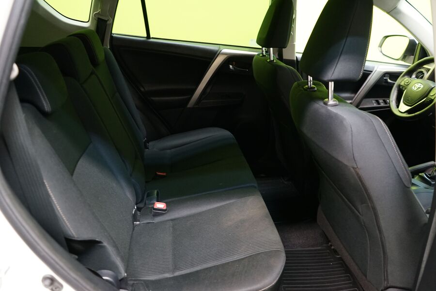 Toyota RAV4 vaihtoauto